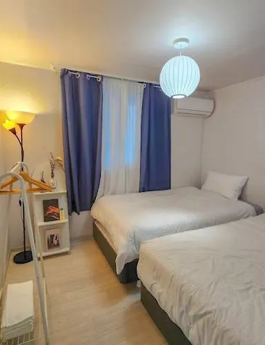 서교동, Hongdae Station House Seogyodong